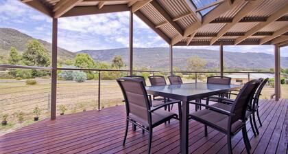 Avue Retreat Luxury 3 Bedroom Accommodation