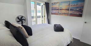 Bügeleisen/Bügelbrett, WLAN, Bettwäsche