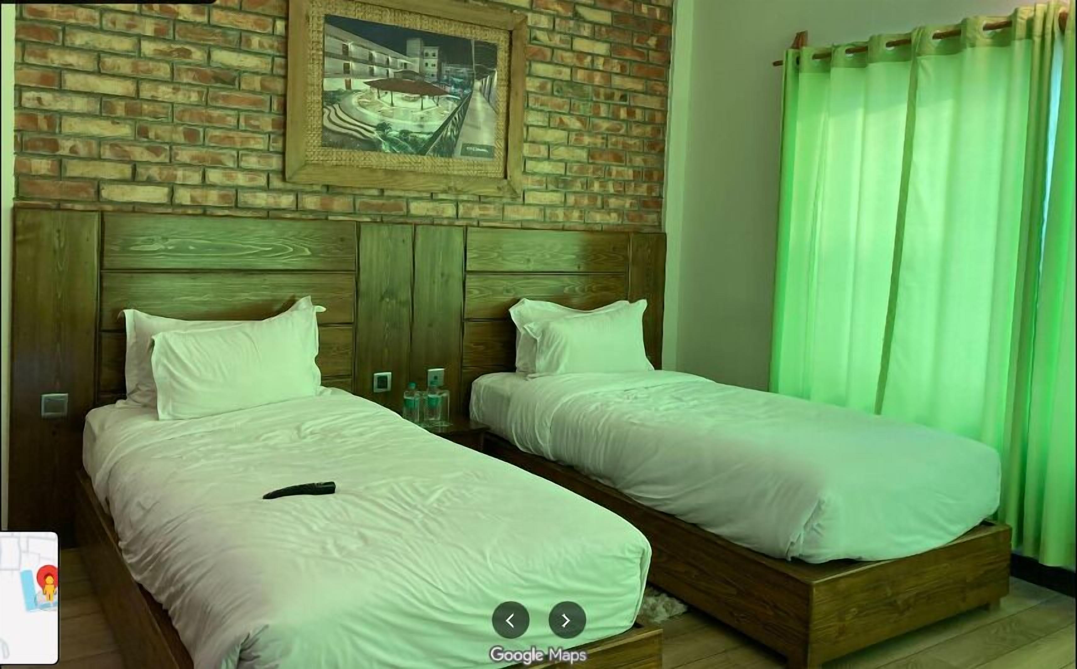 Deluxe Twin Room | Free WiFi