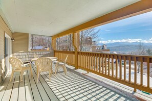 Outdoor dining - Walk to Ski Shuttle! Mountainside Resort Condo (Stowe)