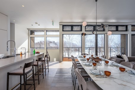 Casa, 4 habitaciones, balcón, vista a la montaña | Cocina privada | Tetera eléctrica
