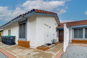 Exterior - Nurse-Ready Rental 10 Mi to Dtwn Riverside! (Moreno Valley)