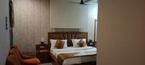 办公桌、隔音、免费 WiFi