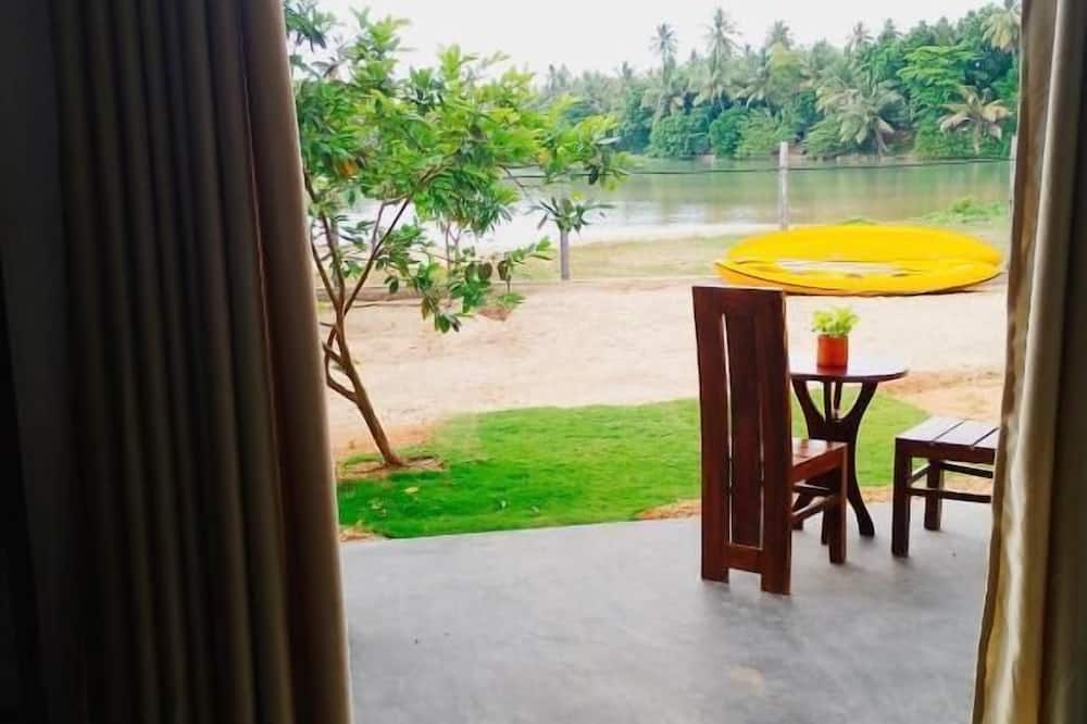 Crush River Villa Hikkaduwa