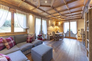 TV - Casa Maddalena, comfort in Cortina d'Ampezzo (Cortina d´Ampezzo)