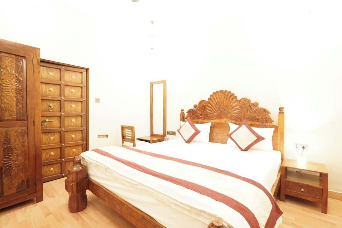 Deluxe Room | Desk, laptop workspace, free WiFi