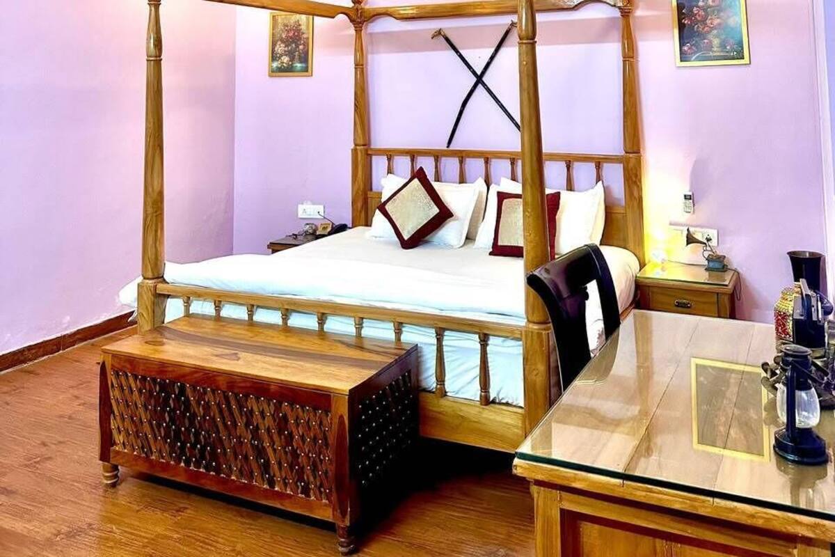Deluxe Room | Premium bedding, desk, laptop workspace, soundproofing
