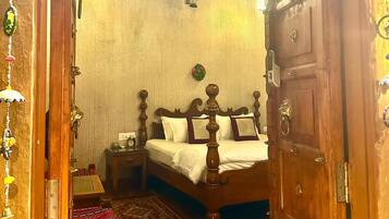 Deluxe-bungalow | Työpöytä, kannettavalle tietokoneelle sopiva työtila, ilmainen Wi-Fi