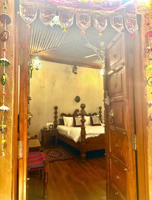 Deluxe Bungalow | Desk, laptop workspace, free WiFi - Nimbal Dhani (Jaipur)