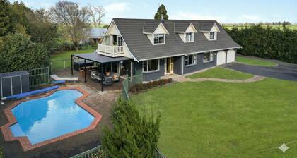 Hamilton Greenhill Lodge - Near Highway Quiet Country Stay