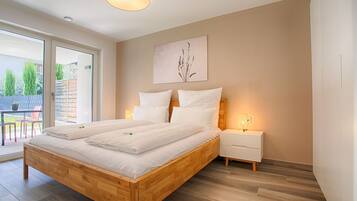 BĂŒgeleisen/BĂŒgelbrett, kostenloses WLAN, BettwĂ€sche