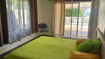 Iron/ironing board, internet