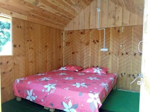 Cottage, Mountain View