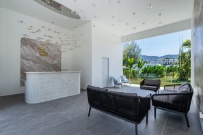 Lobby - Soothing 1-bedroom cabin Tambon Choeng Thale Prime Location Near Beach Pool (Tambon Choeng Thale)