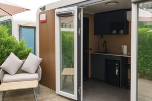 Interior - Soothing 1-bedroom cabin Tambon Choeng Thale Prime Location Near Beach Pool (Tambon Choeng Thale)