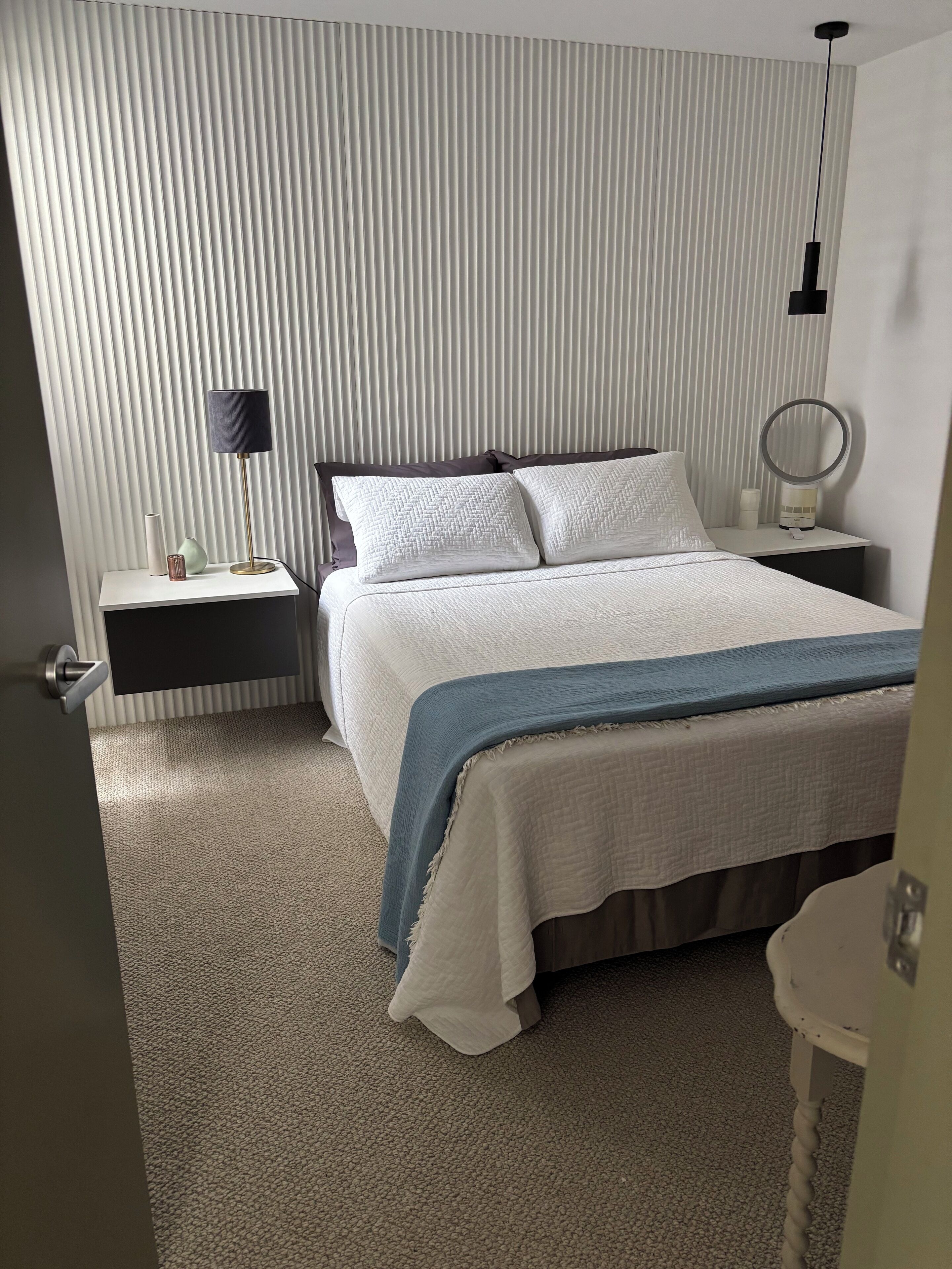 2 chambres, fer et planche à repasser, Wi-Fi gratuit, draps fournis