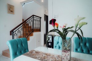 Dining room - Been View Homestay (Berbah)