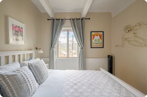 1 bedroom, iron/ironing board, WiFi, bed sheets - Breck Condo - Million Dollar View (Breckenridge)