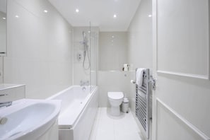 Hair dryer - Scarlett | 2 Bedroom Apartment (London)