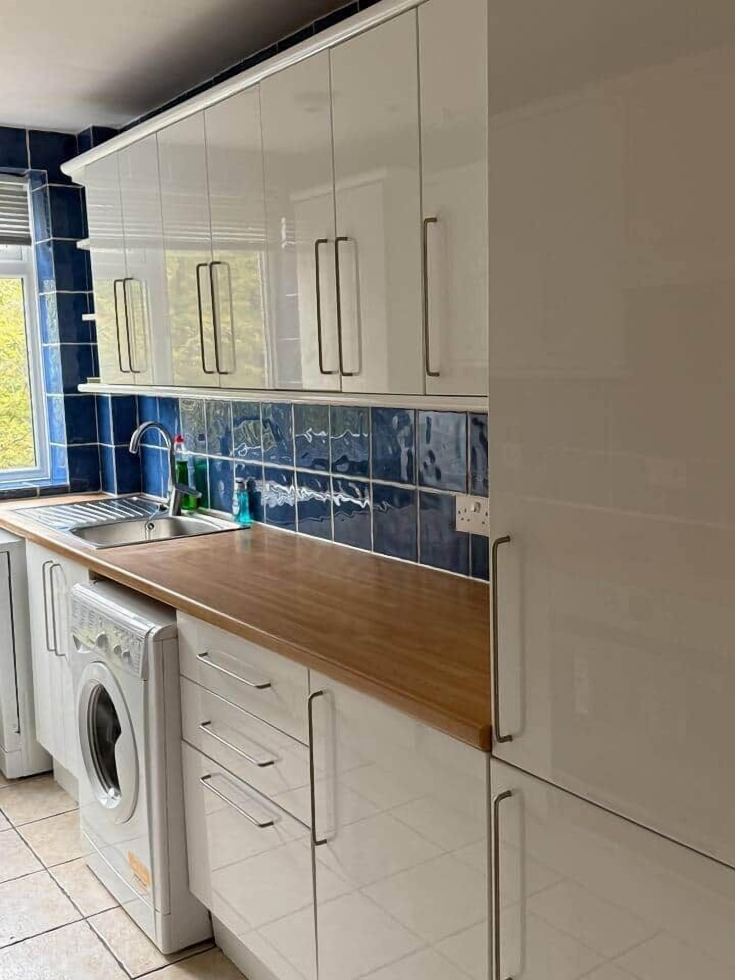 雪櫃、微波爐、爐具、廚房用具/餐具/器皿