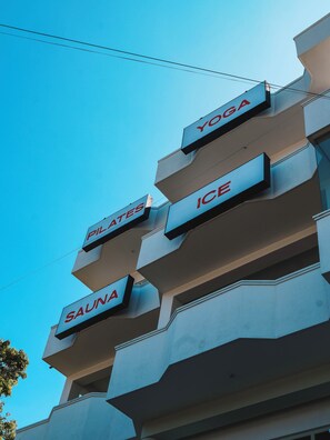 Fachada de la propiedad