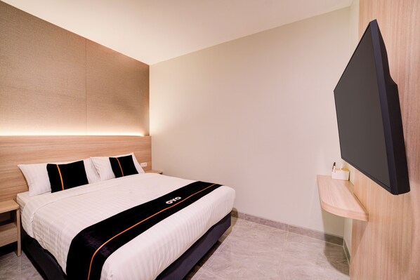 Deluxe Double Room | Premium bedding, desk, free WiFi, bed sheets