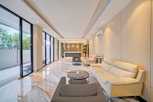 Townhouse Oak Cengkareng