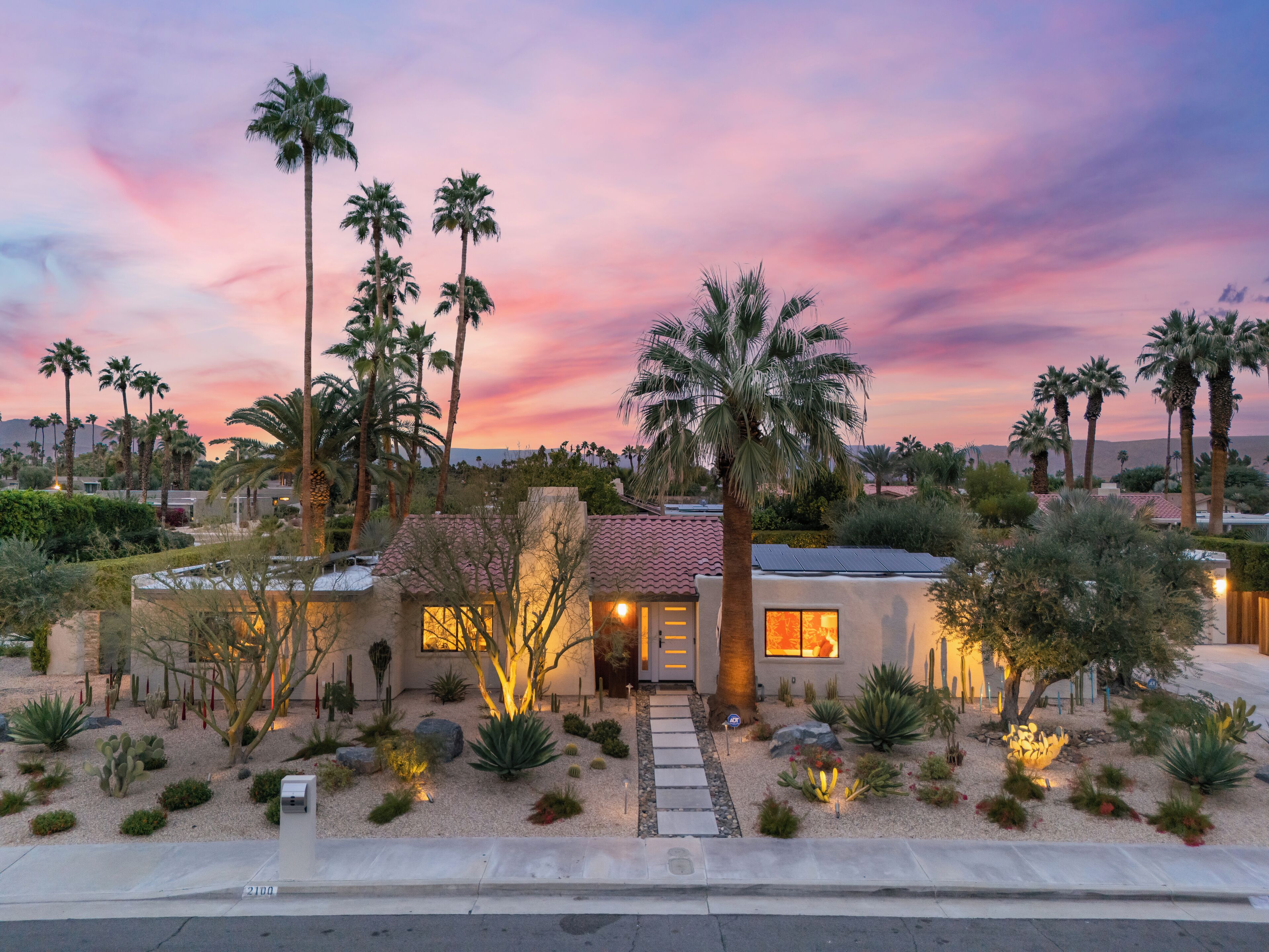  المنشأة من الخارج