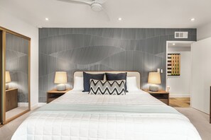 4 dormitorios, tabla de planchar con plancha, wifi gratis y ropa de cama
