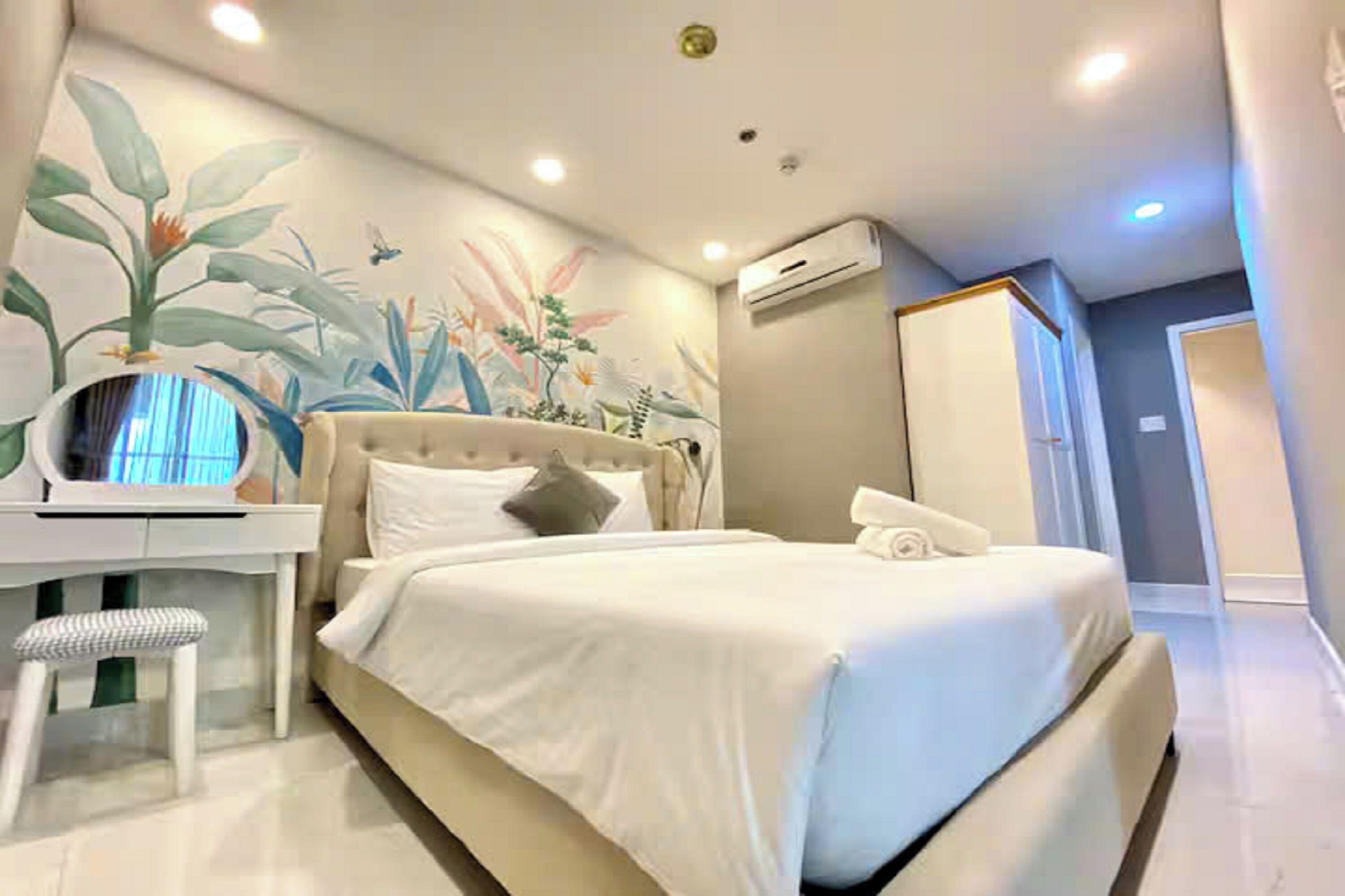 Suite Keluarga, 3 kamar tidur, Akses Club Lounge, pemandangan kota | Seprai katun Mesir, seprai premium, dan selimut bulu angsa