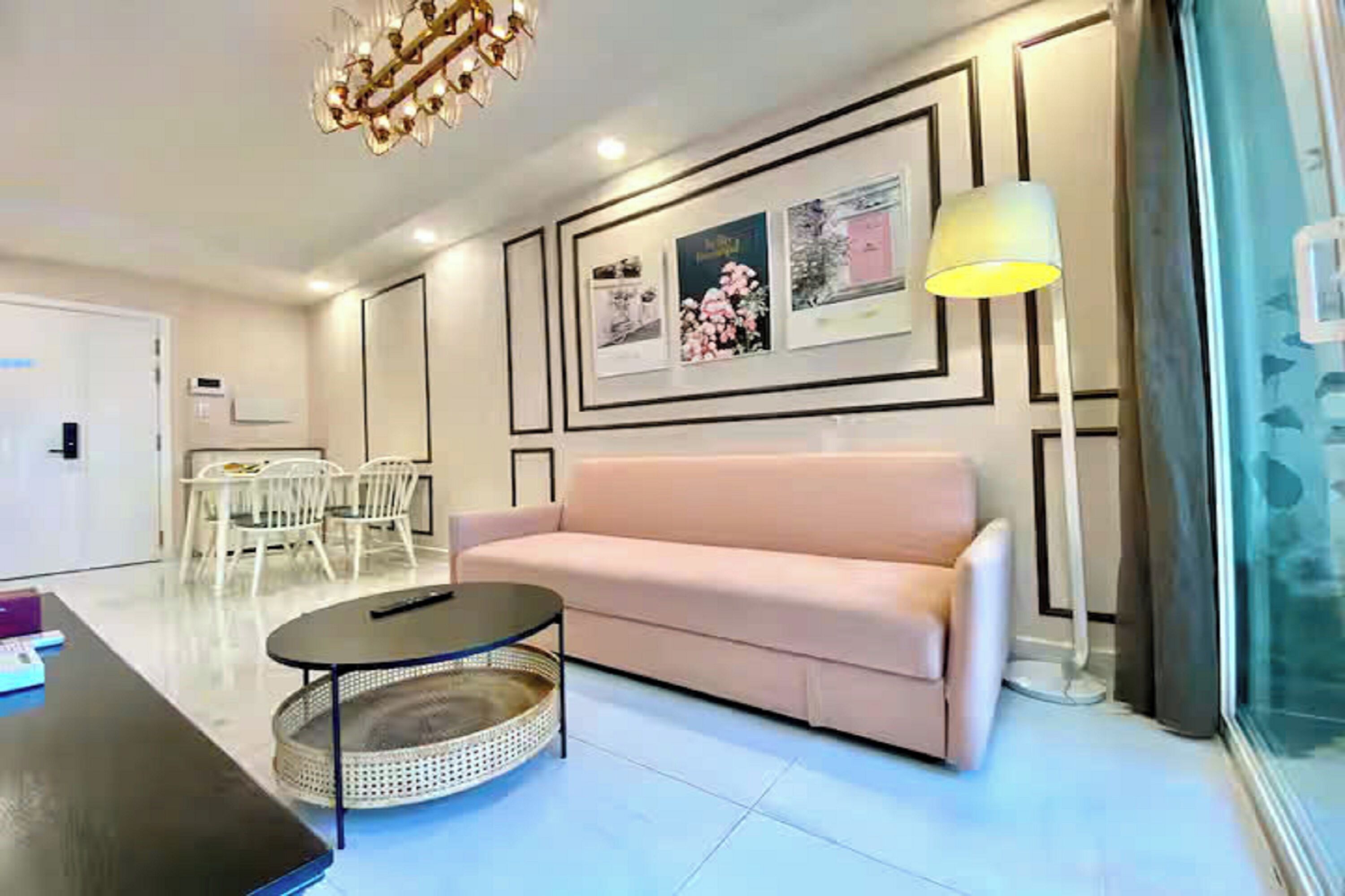 Family Suite, 3 Bedrooms, Club lounge access, City View