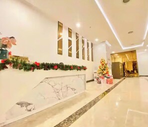 Reception - Sarang Luxstay Terra Royal Residence (Xuan Hoa)