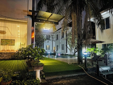 Front of property. Orova Hotel