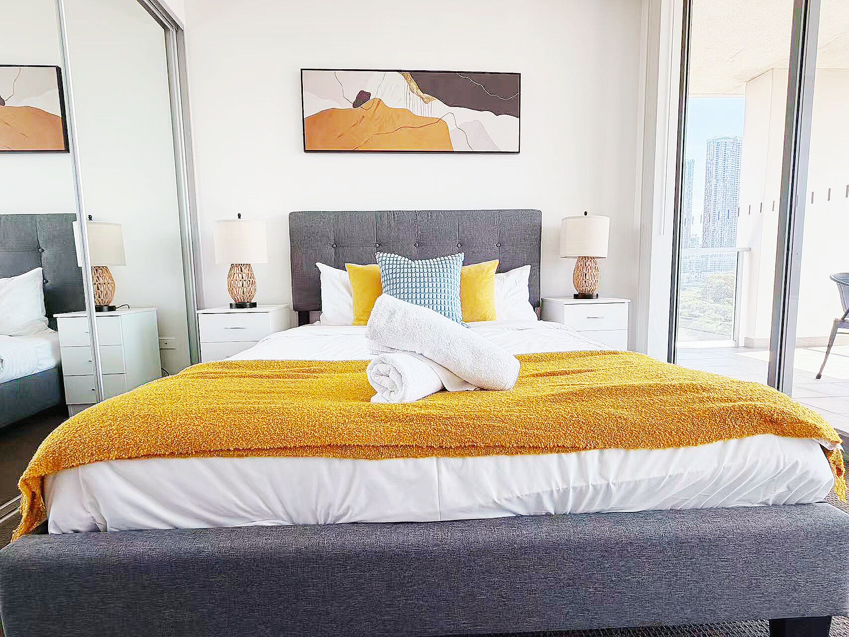 Iron/ironing board, WiFi, bed sheets