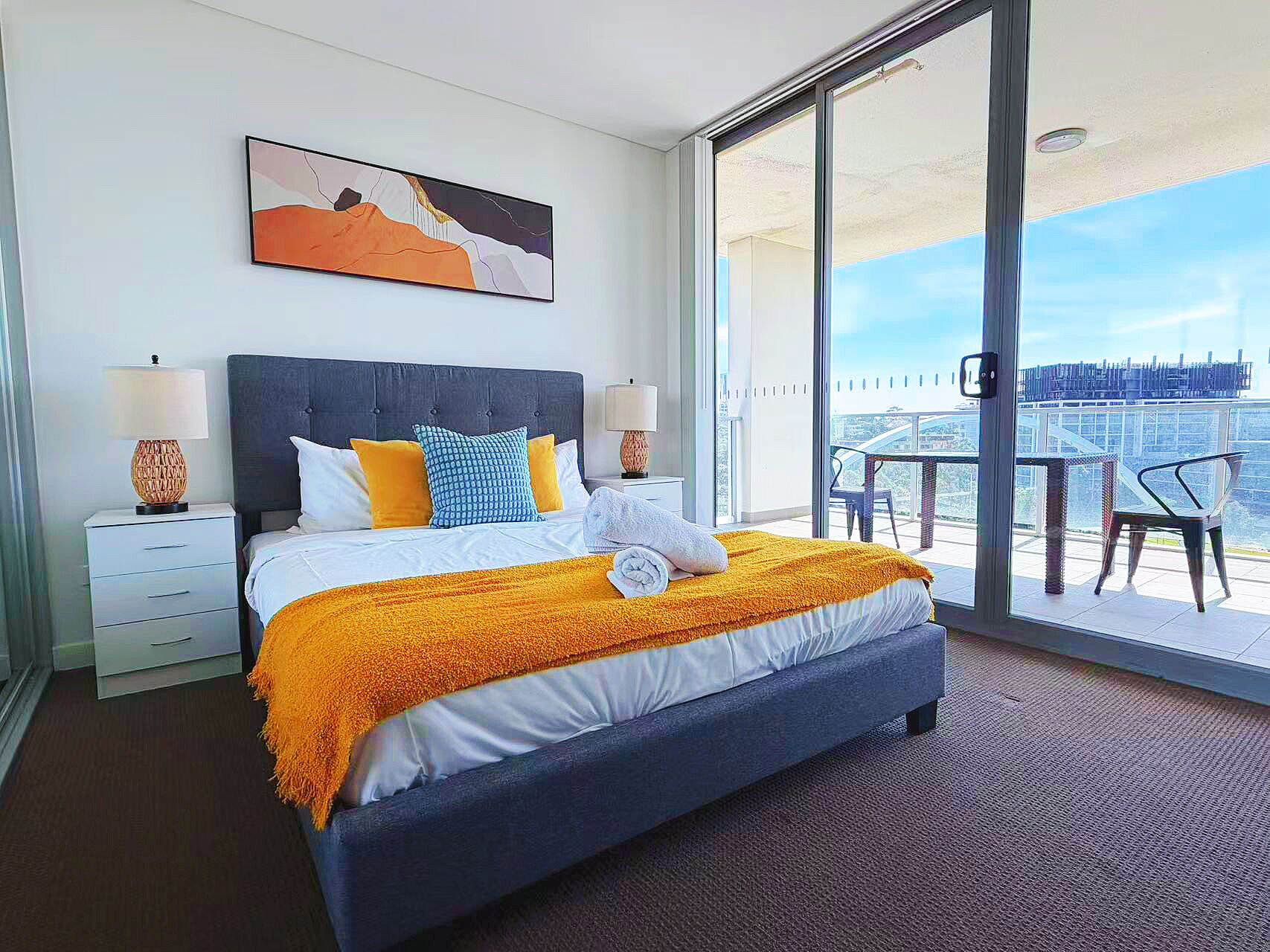 Iron/ironing board, WiFi, bed sheets