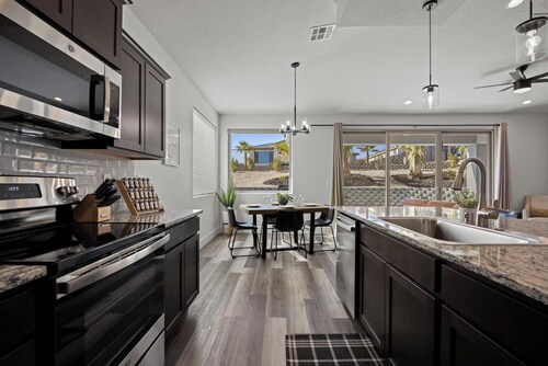 Modern Desert Oasis w/ Heated Pool & Game Garage