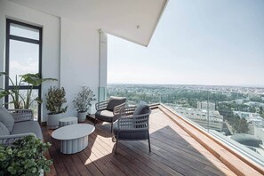 Property grounds - SkyHigh Park View Living (Nicosia)
