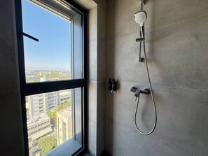 Hair dryer - SkyHigh Park View Living (Nicosia)