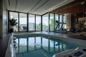Pool - Sky High Park View Residence (Nicosia)