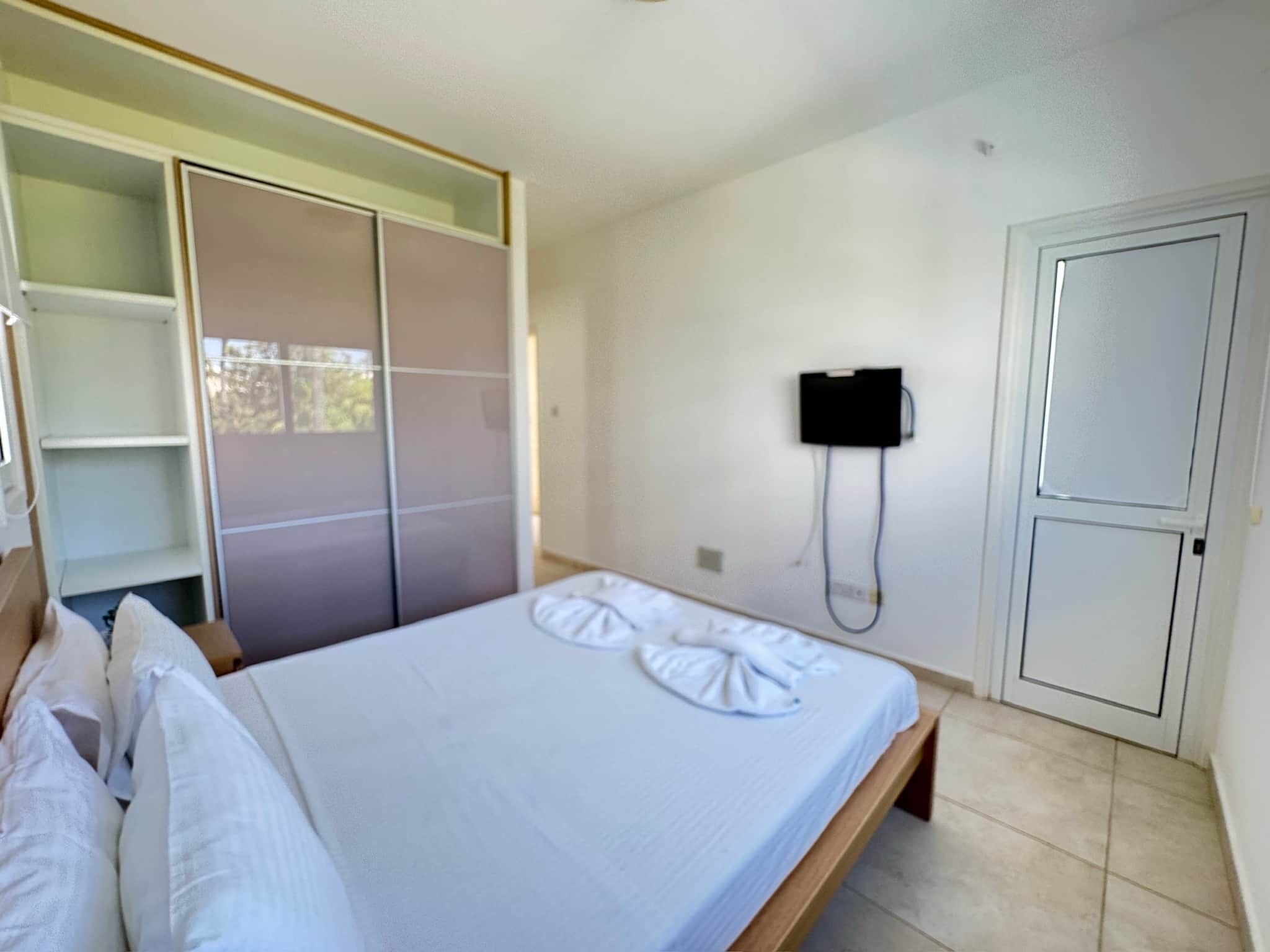 3 dormitorios, tabla de planchar con plancha, wifi y ropa de cama