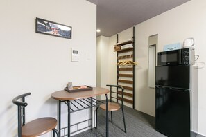 Standard Double Room, 1 Double Bed, Private Bathroom | Desk, iron/ironing board, free WiFi - JP INN Kyoto Ekikita Gakurincho (Kyoto)