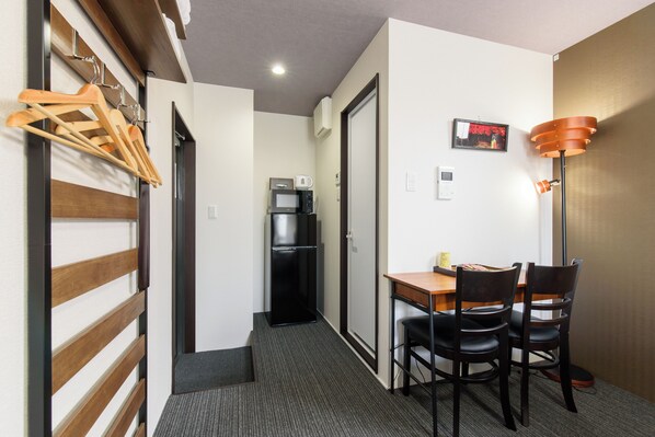 Superior Double Room, 2 Double Beds, Private Bathroom | Desk, iron/ironing board, free WiFi - JP INN Kyoto Ekikita Gakurincho (Kyoto)