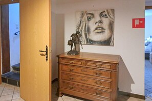 Interior - Au Coeur d'Alle by Belvilla- Single Room (Vresse-sur-Semois)
