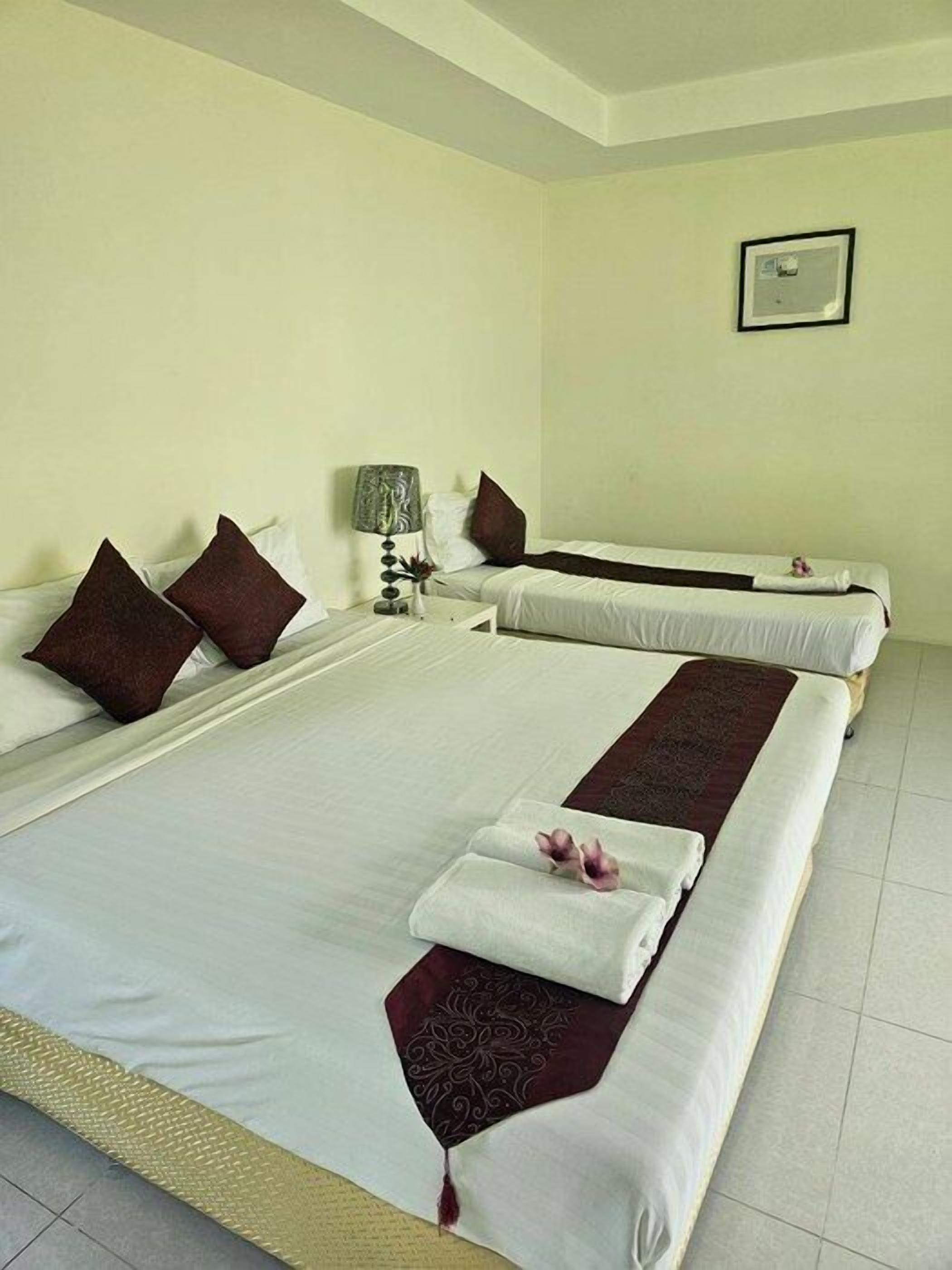 Chambre Triple Familiale