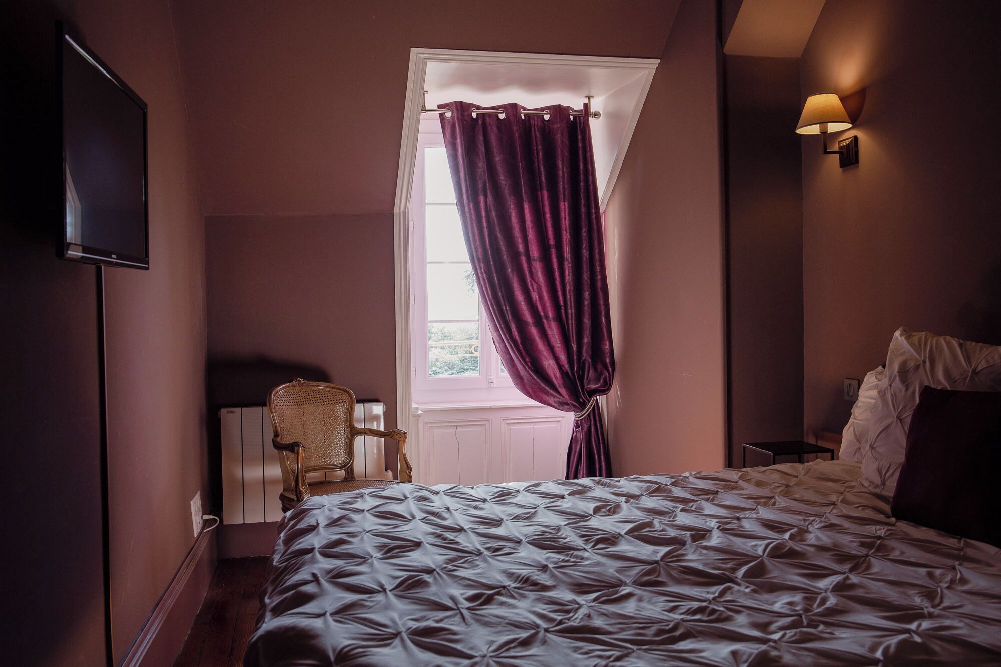 Junior Quadruple Room, Garden View | Blackout drapes, soundproofing, free WiFi