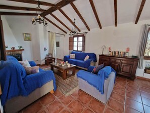 3 bedrooms - Villa Finca Los Corbachos (Cutar)