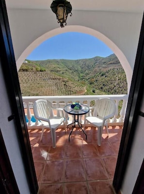 Villa | 3 bedrooms - Villa Finca Los Corbachos (Cutar)
