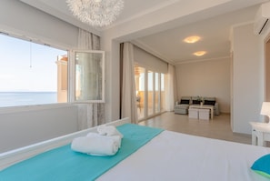 House - Villa Aurora in Mparmpati (Corfu)