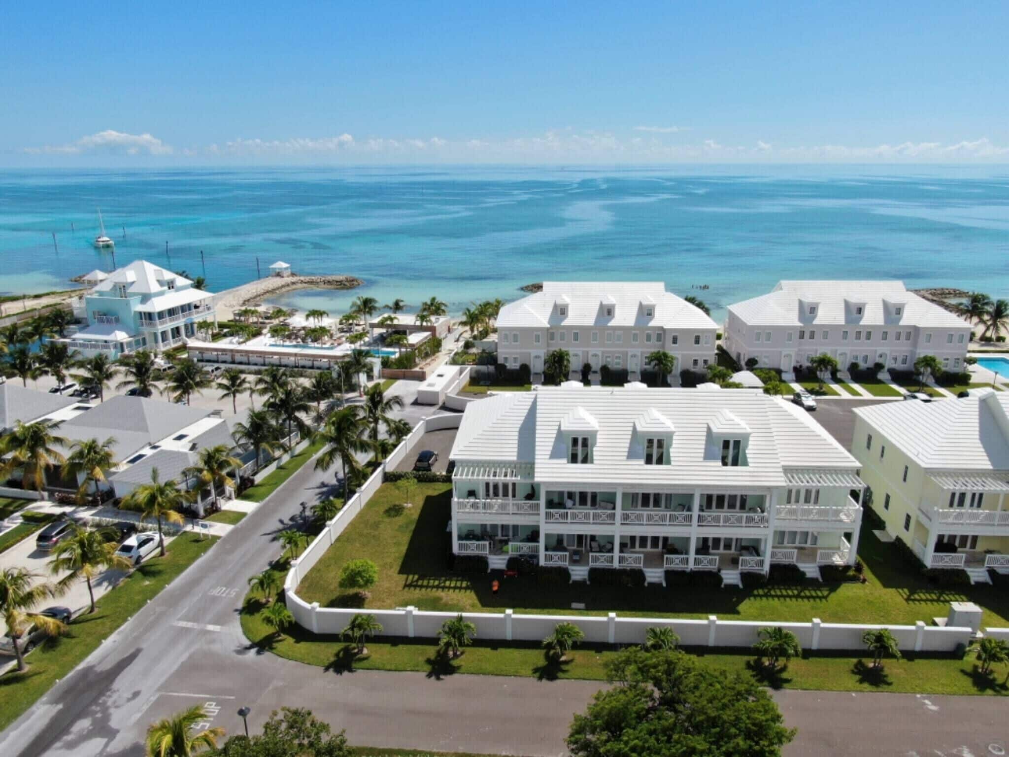 Casa, 4 habitaciones, balcón, vista al jardín | Exterior