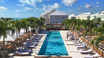 House, 4 Bedrooms, Balcony, Garden View | Pool | Outdoor pool